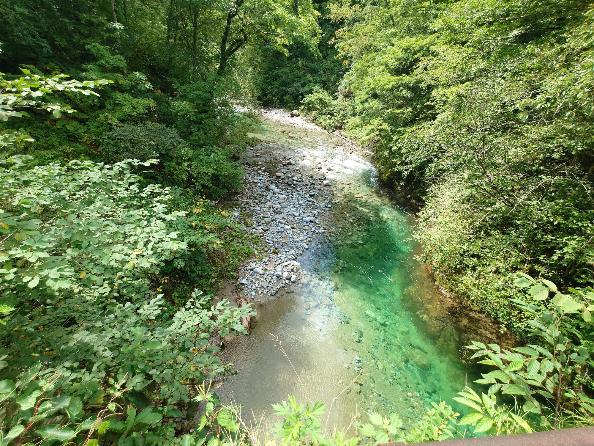 下山後にたどり着いた根子川